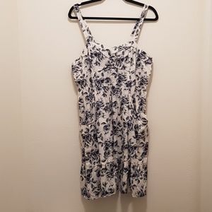 EUC Mossimo Navy Blue and White Floral Sundress
